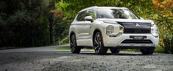 2025 Outlander PHEV Pre-Reg Runout Sale