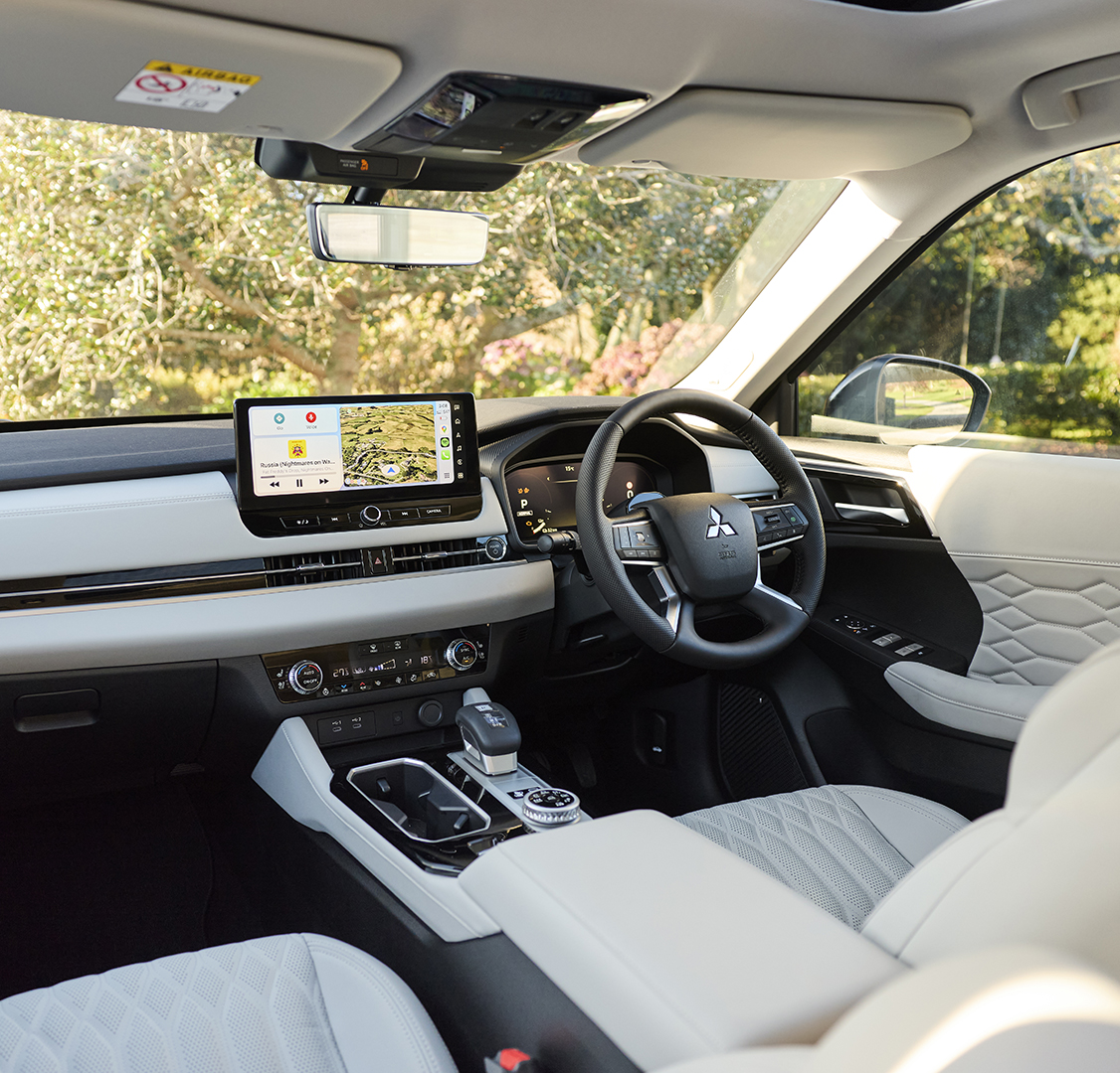 Outlander PHEV MY25 Interior Wide Place Holder